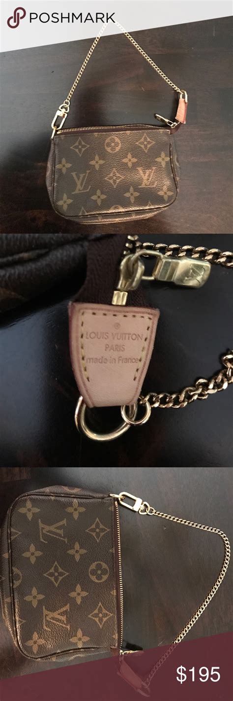 authentic Louis Vuitton wristlet